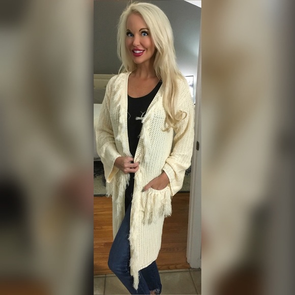 LAST 1! ❤️Cozy and soft ivory fringe coatigan! - Picture 2 of 3